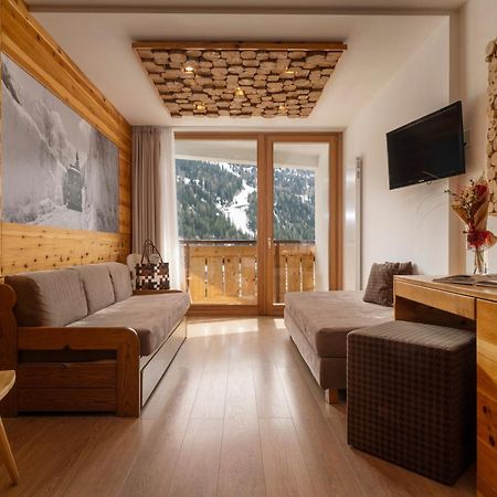 Hotel Dahu Madonna Extérieur photo