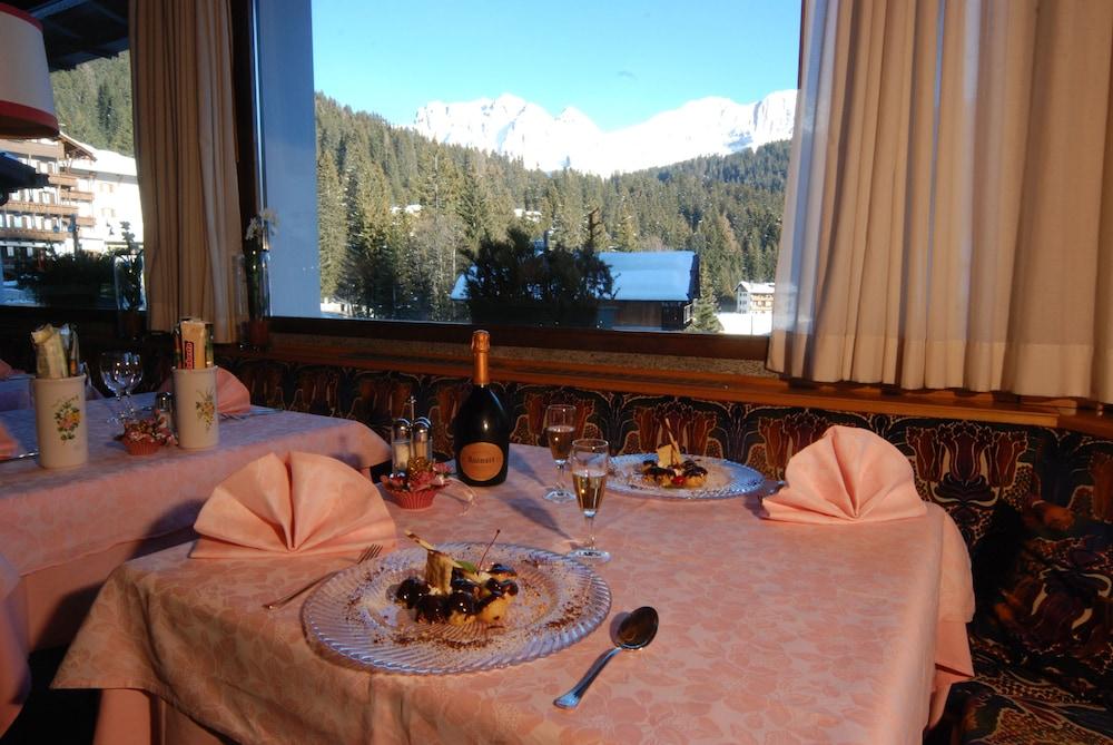 Hotel Dahu Madonna Extérieur photo