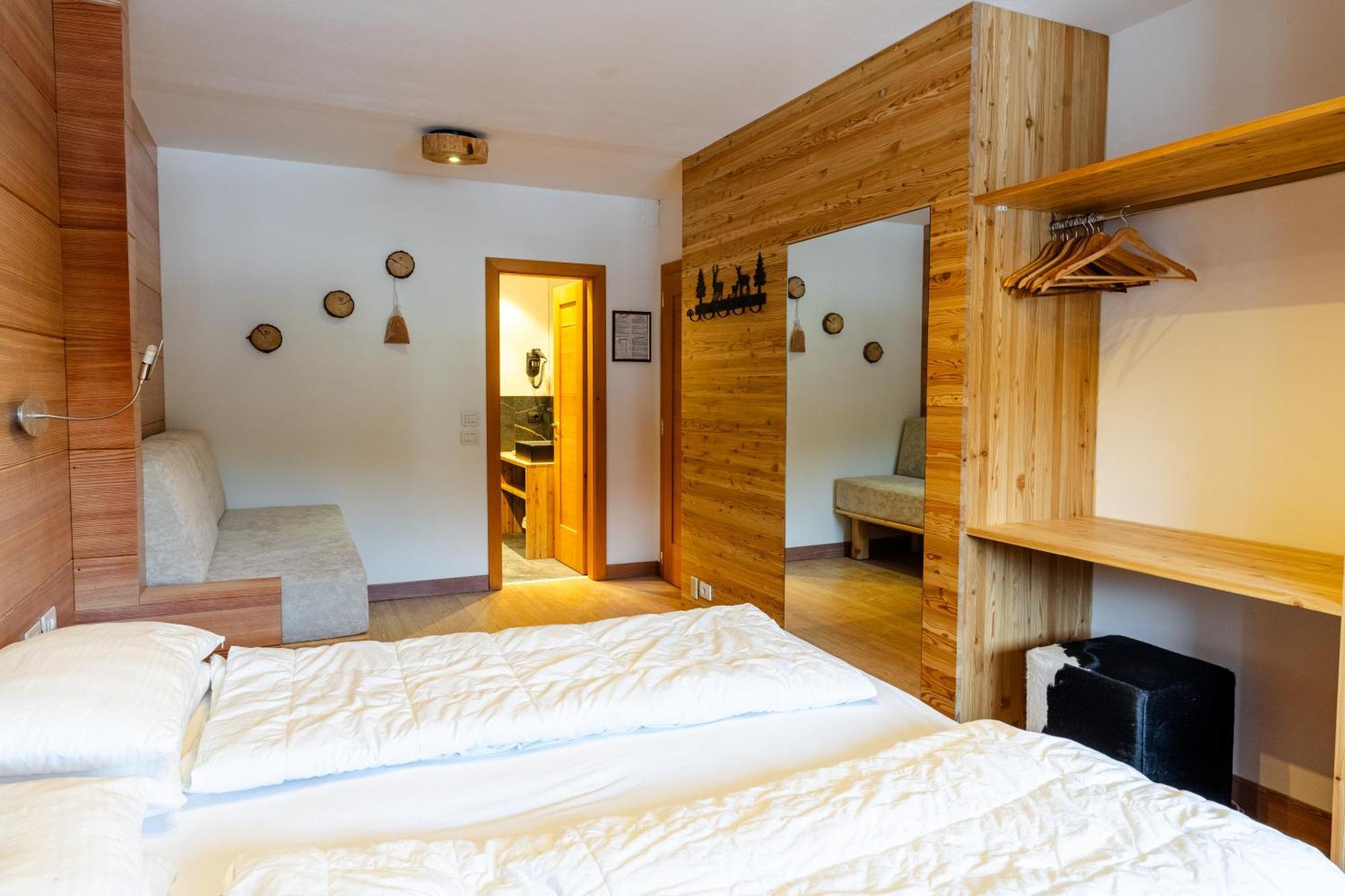 Hotel Dahu Madonna Extérieur photo